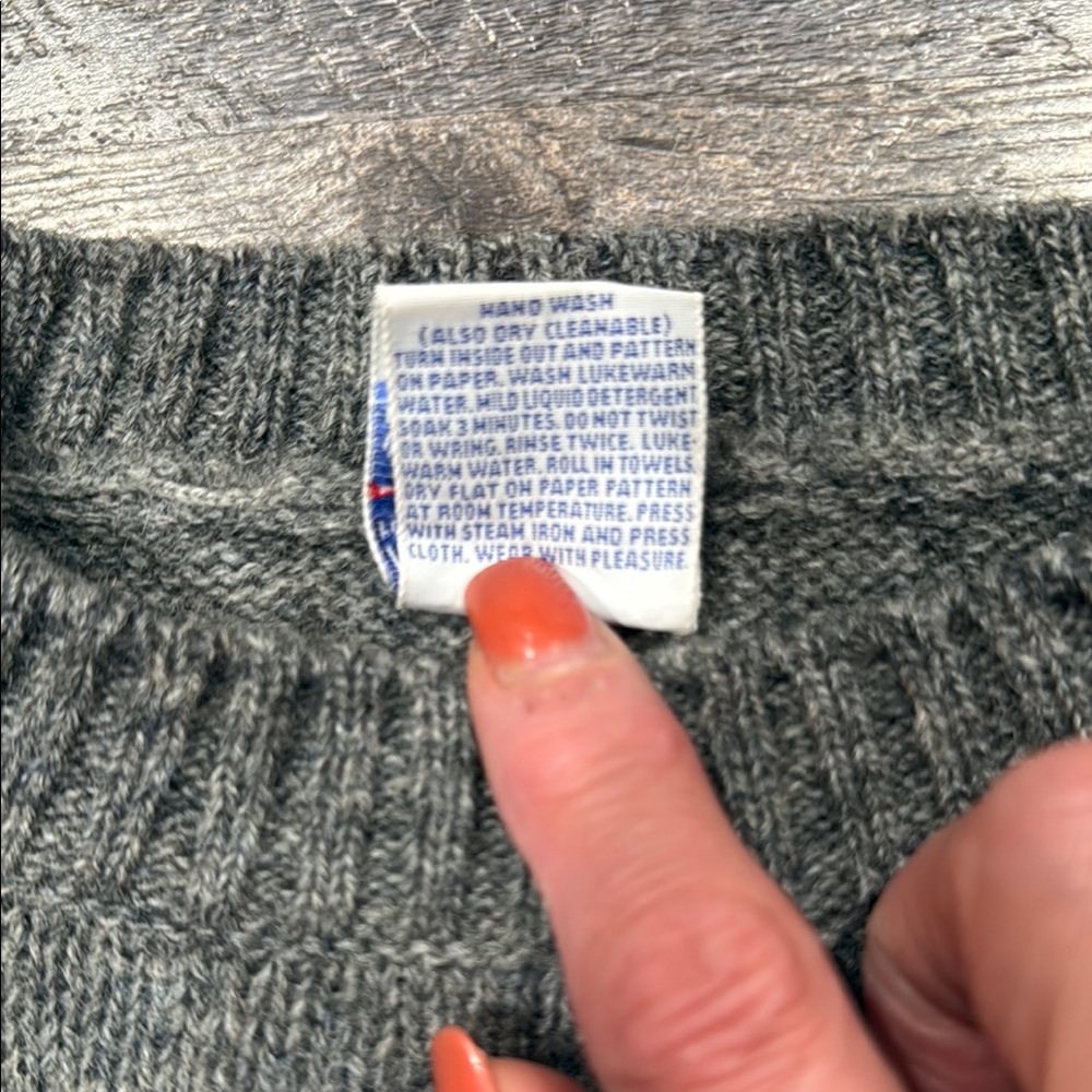 Pendleton Gray Crew Neck Sweater Timeless Knit De… - image 3